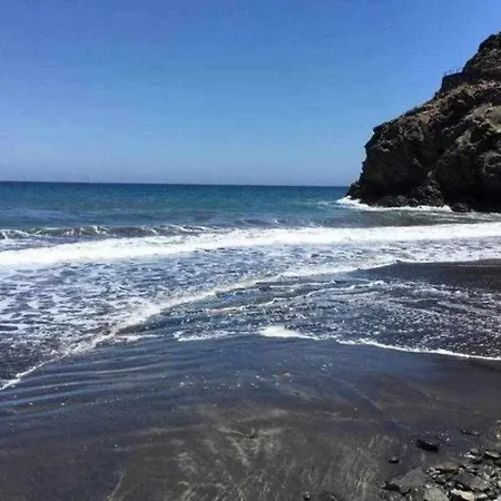 Con Piscina Climatizada Y Vista Al Mar