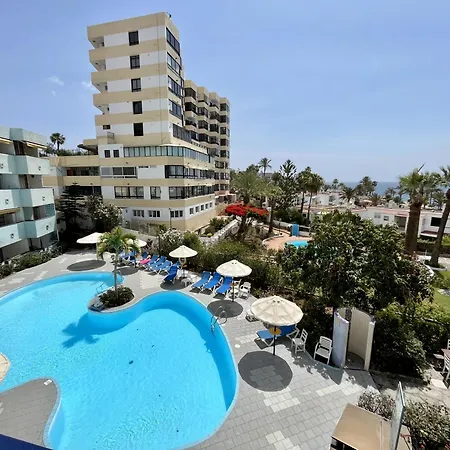 Con Piscina Climatizada Y Vista Al Mar דירה *